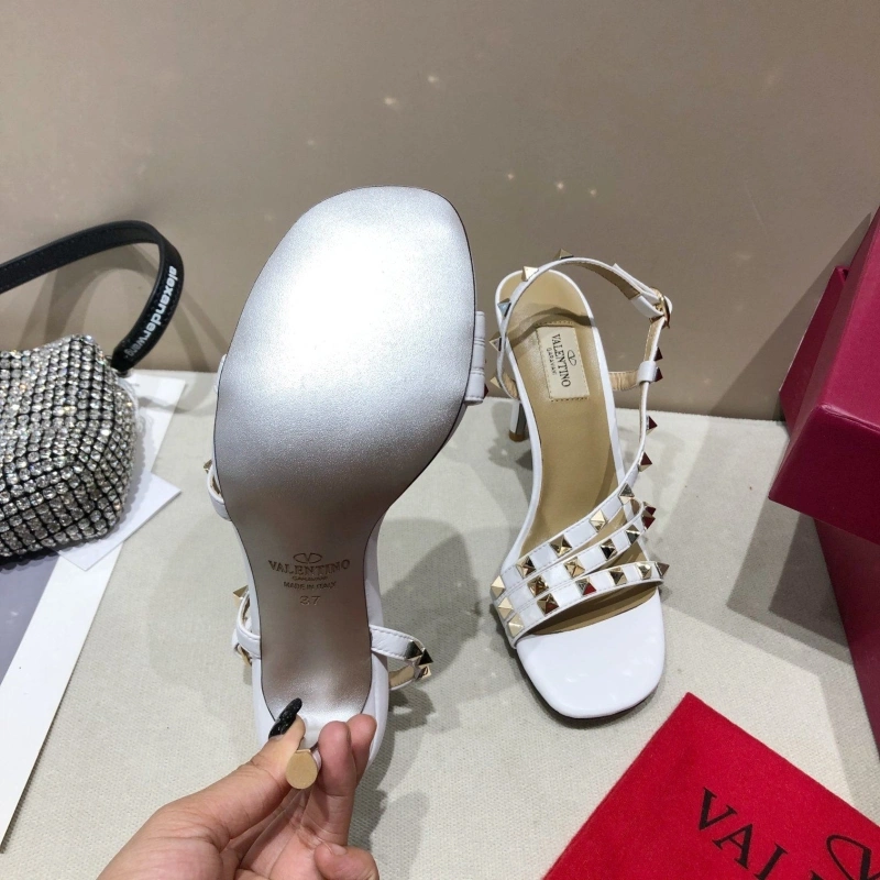 Trendy Vxlxntino High Heels 232239