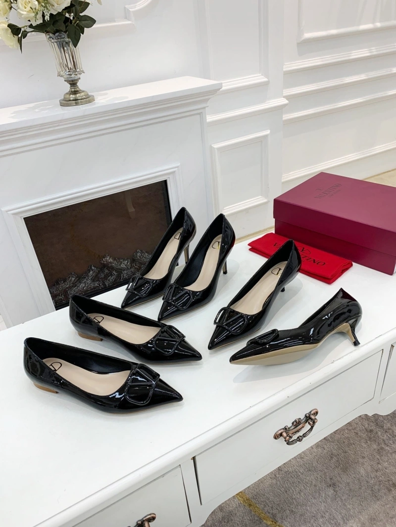 WellDesigned Vxlxntino flat shoes 232472