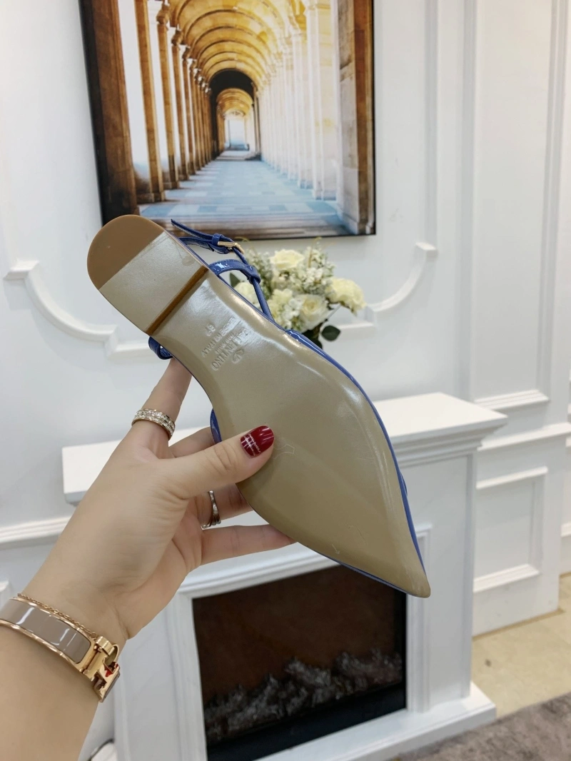 Fashionable Vxlxntino flat shoes 232454