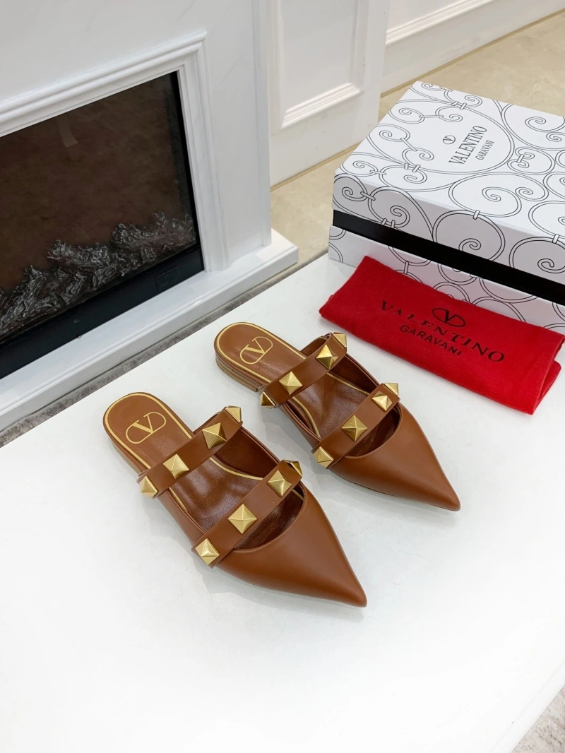 Trendsetting Vxlxntino Slippers 231712