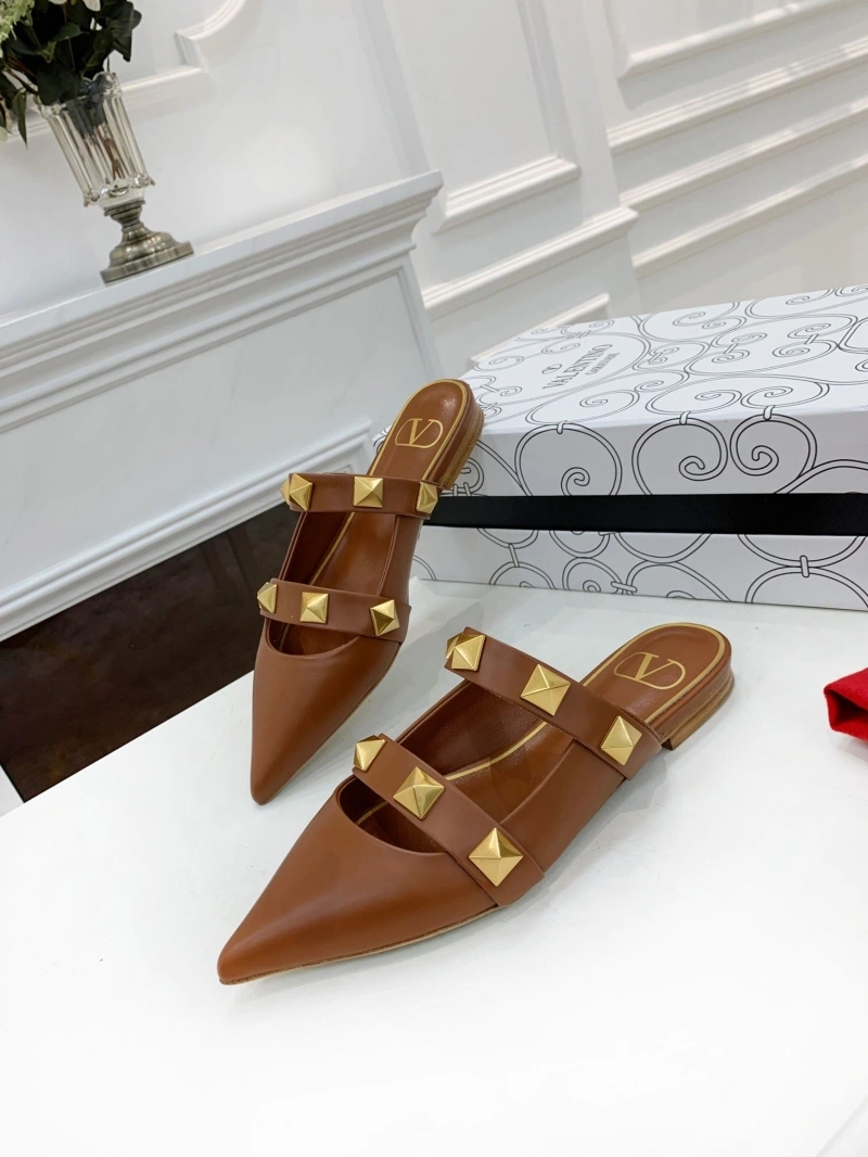 Trendsetting Vxlxntino Slippers 231712