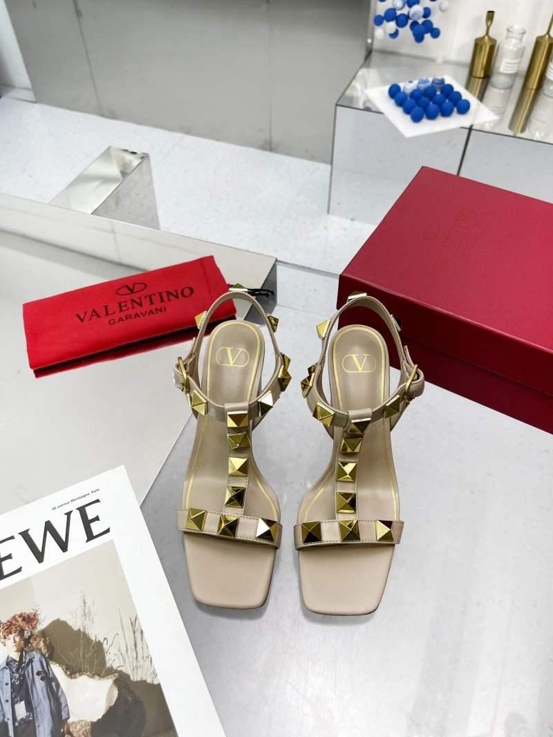 Sleek Vxlxntino Sandals 231906