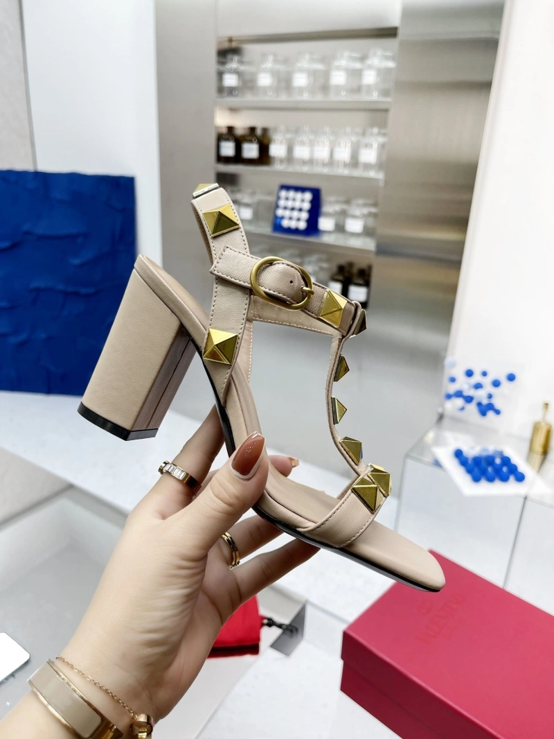 Sleek Vxlxntino Sandals 231906