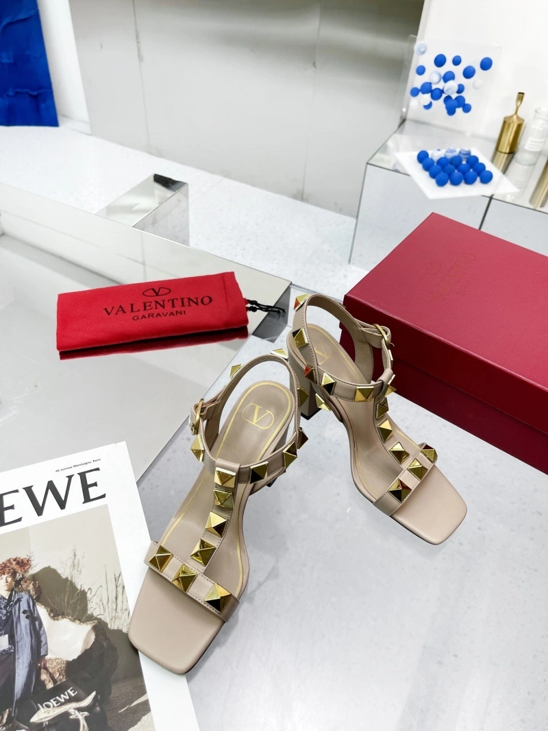 Sleek Vxlxntino Sandals 231906