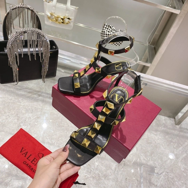 Sophisticated Vxlxntino Sandals 231899