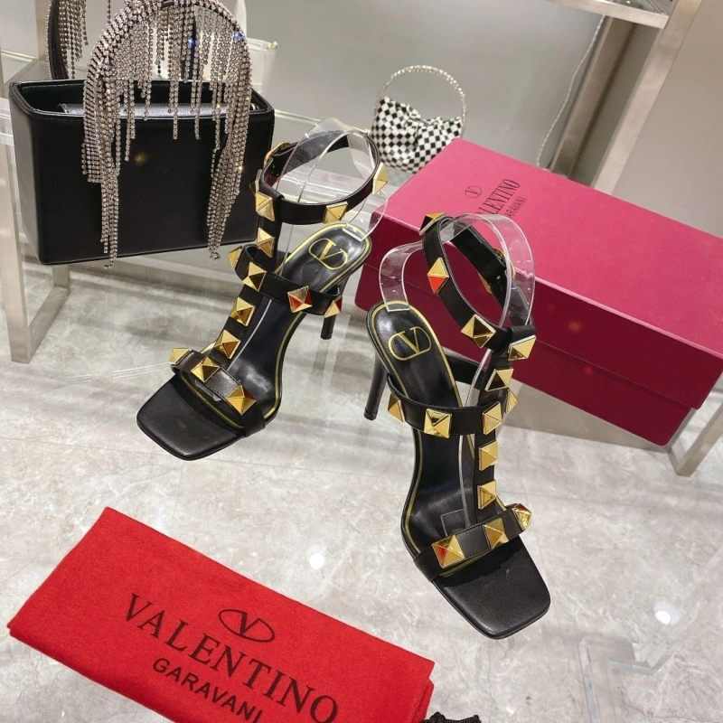 Sophisticated Vxlxntino Sandals 231899