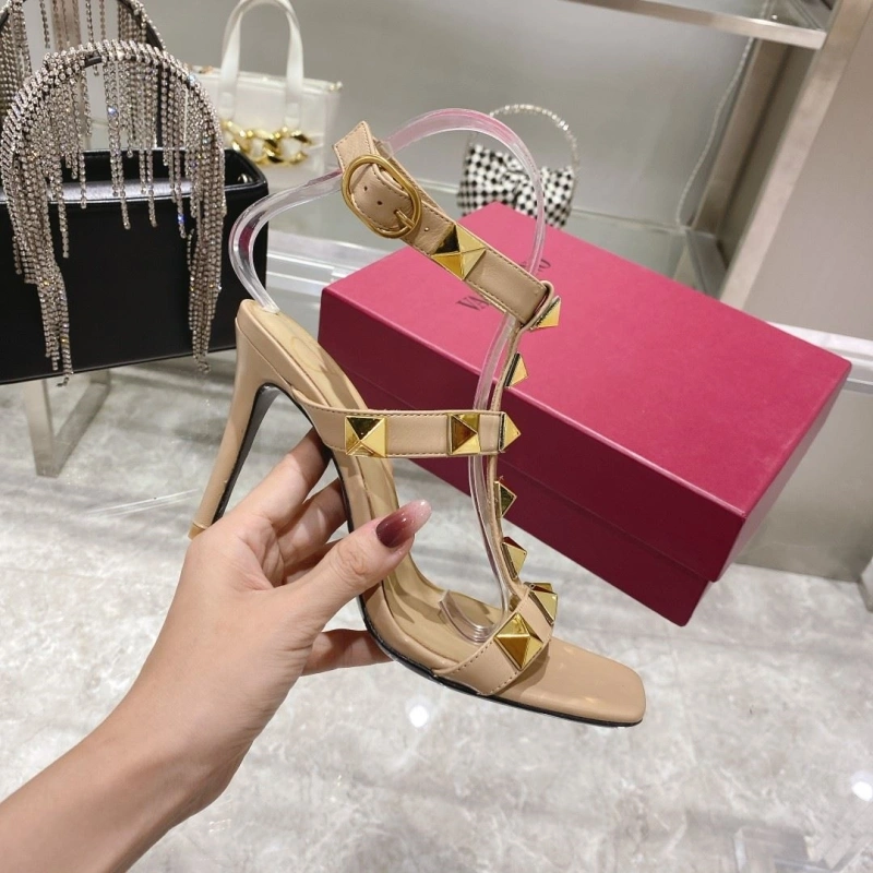 Soft Vxlxntino Sandals 231903