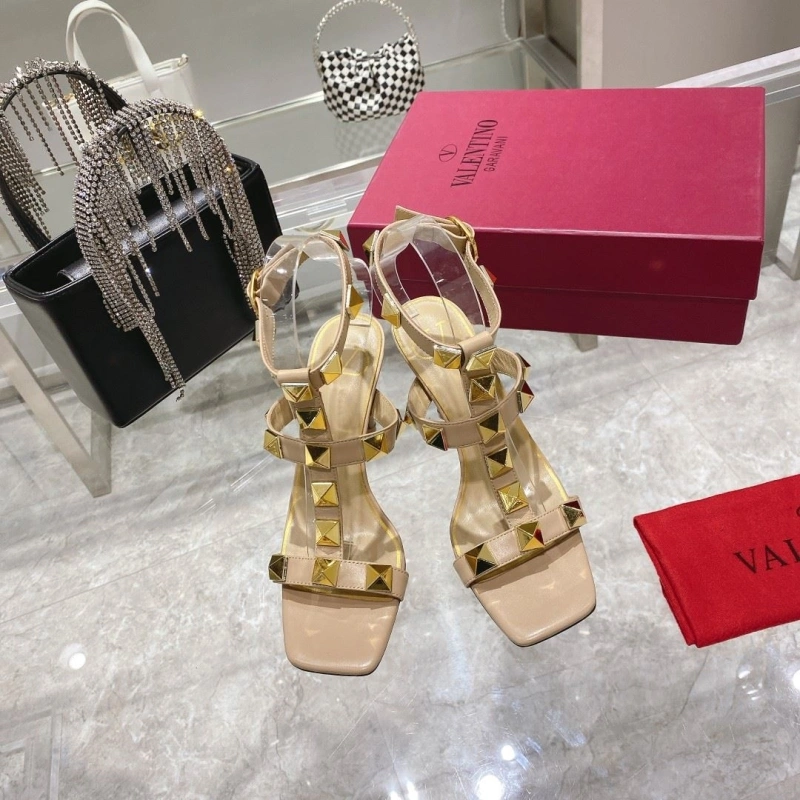 Soft Vxlxntino Sandals 231903