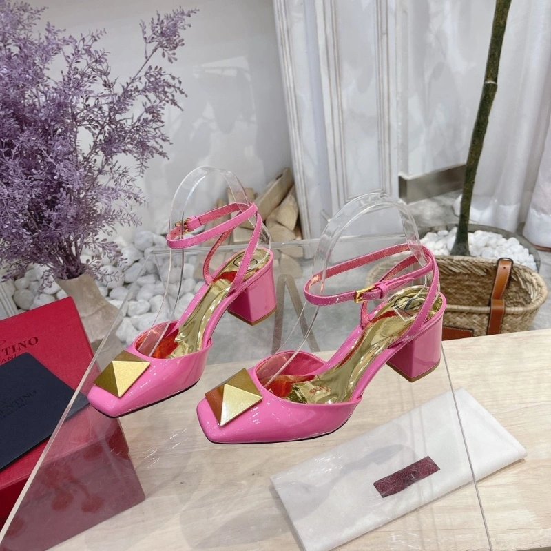 Cozy Vxlxntino High Heels 232147
