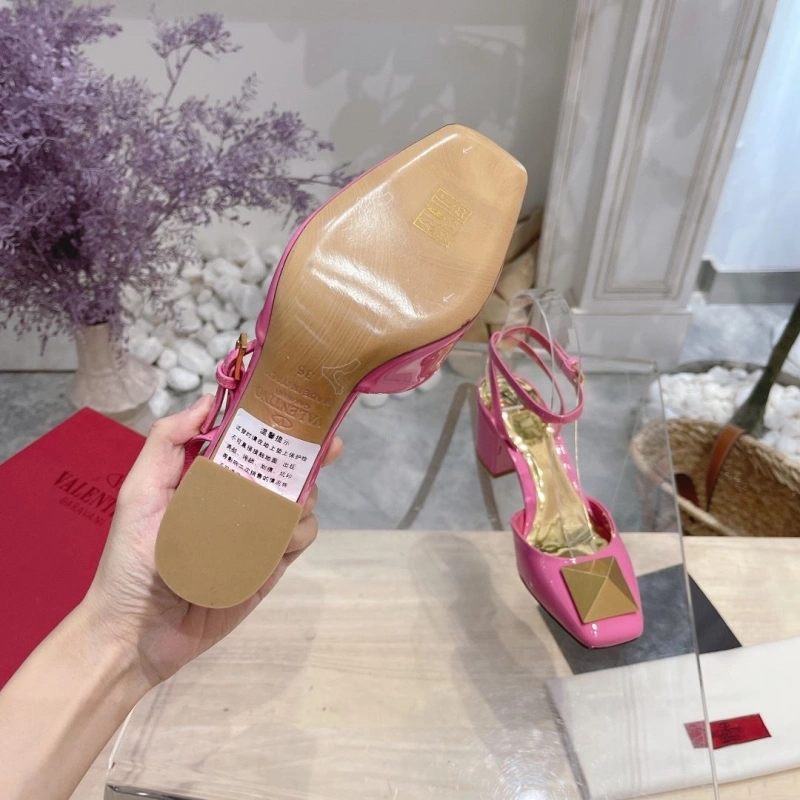Cozy Vxlxntino High Heels 232147