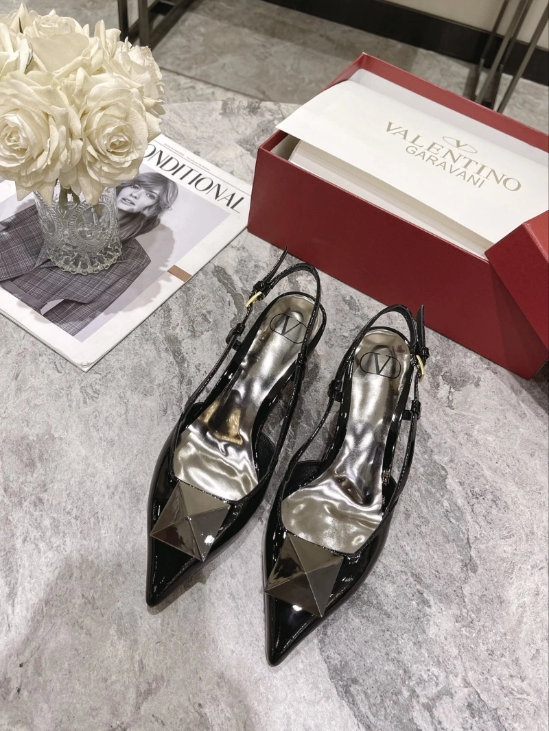 Trendsetting Vxlxntino Sandals 231880