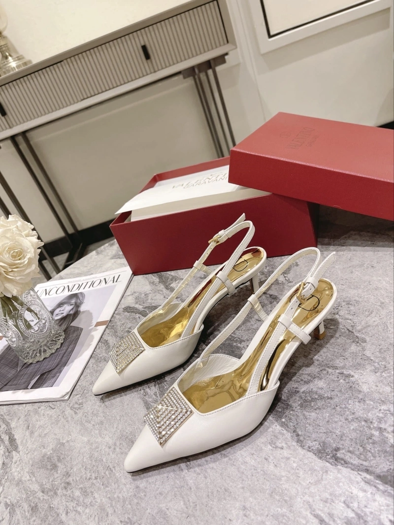 Trendy Vxlxntino Sandals 231888