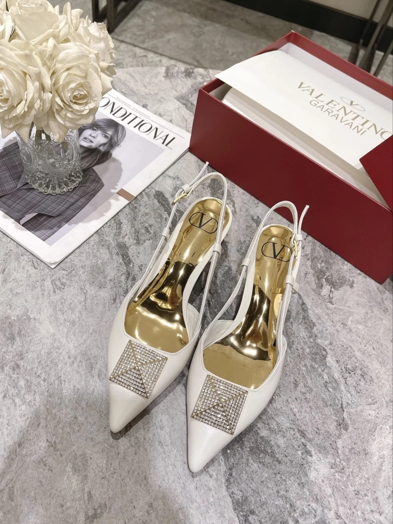 Trendy Vxlxntino Sandals 231888