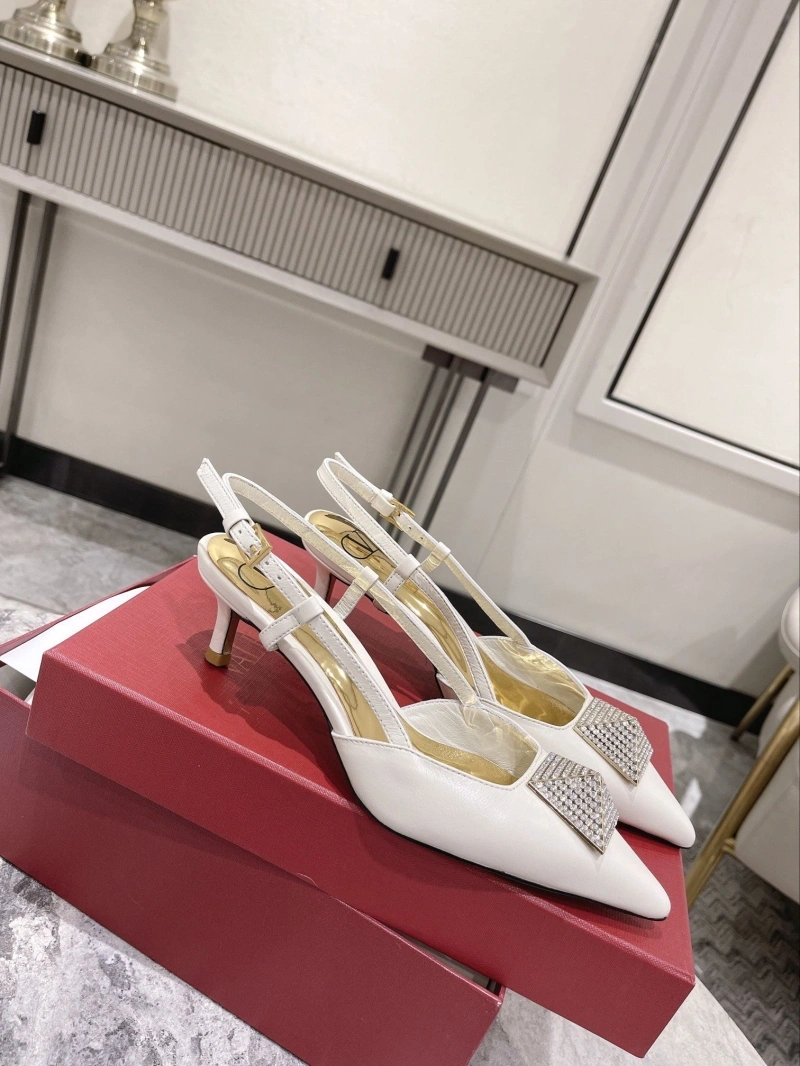 Trendy Vxlxntino Sandals 231888