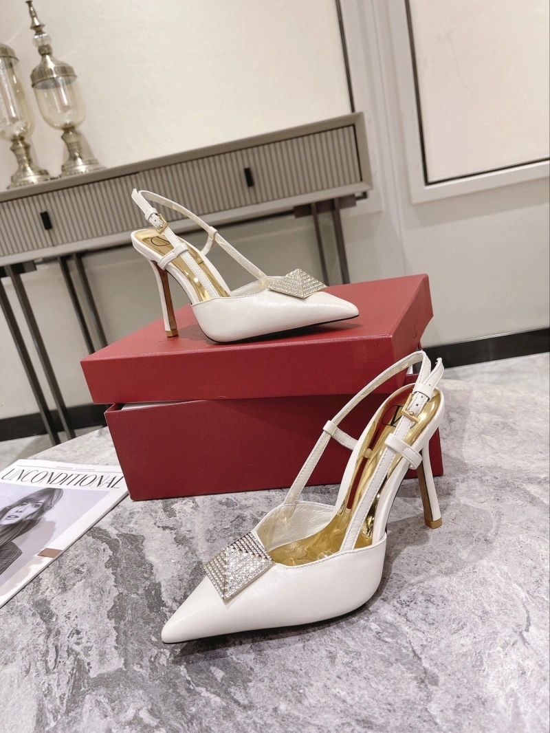 Flexible Vxlxntino Sandals 231875