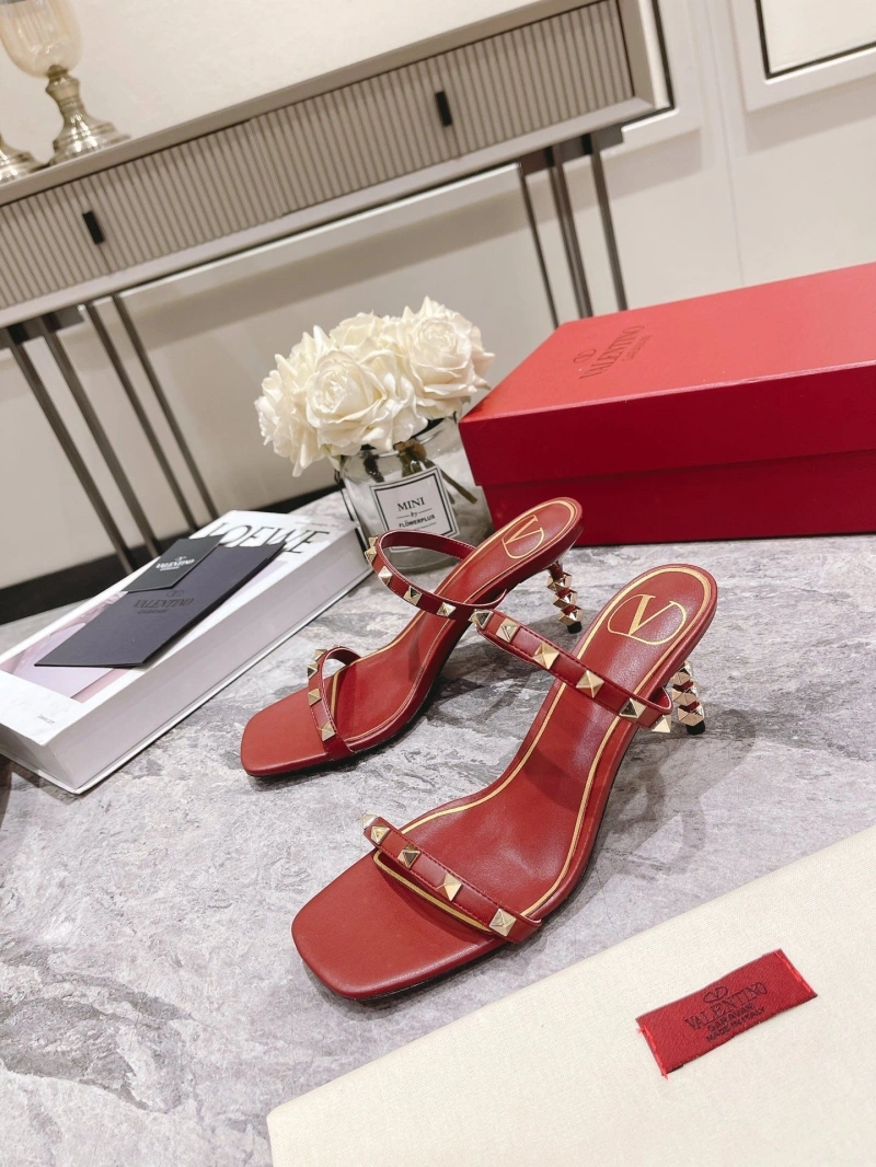 Soft Vxlxntino Sandals 231868