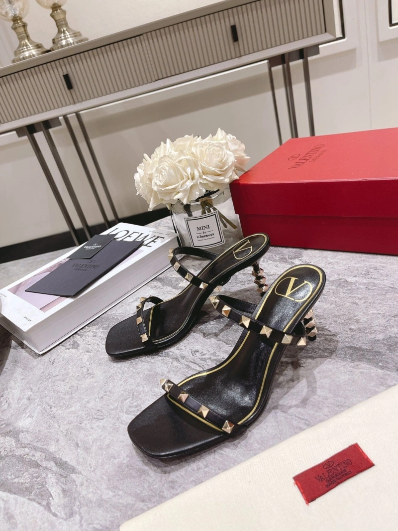 StreetReady Vxlxntino Sandals 231864