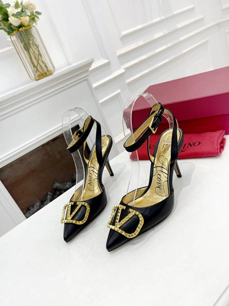 Comfortable Vxlxntino Sandals 231847
