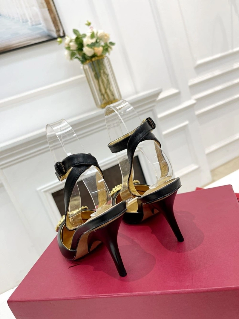 Comfortable Vxlxntino Sandals 231847