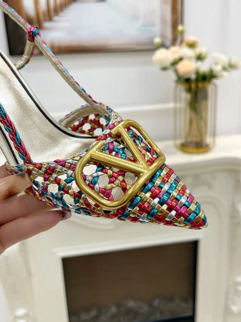 Classic Vxlxntino Sandals 231855