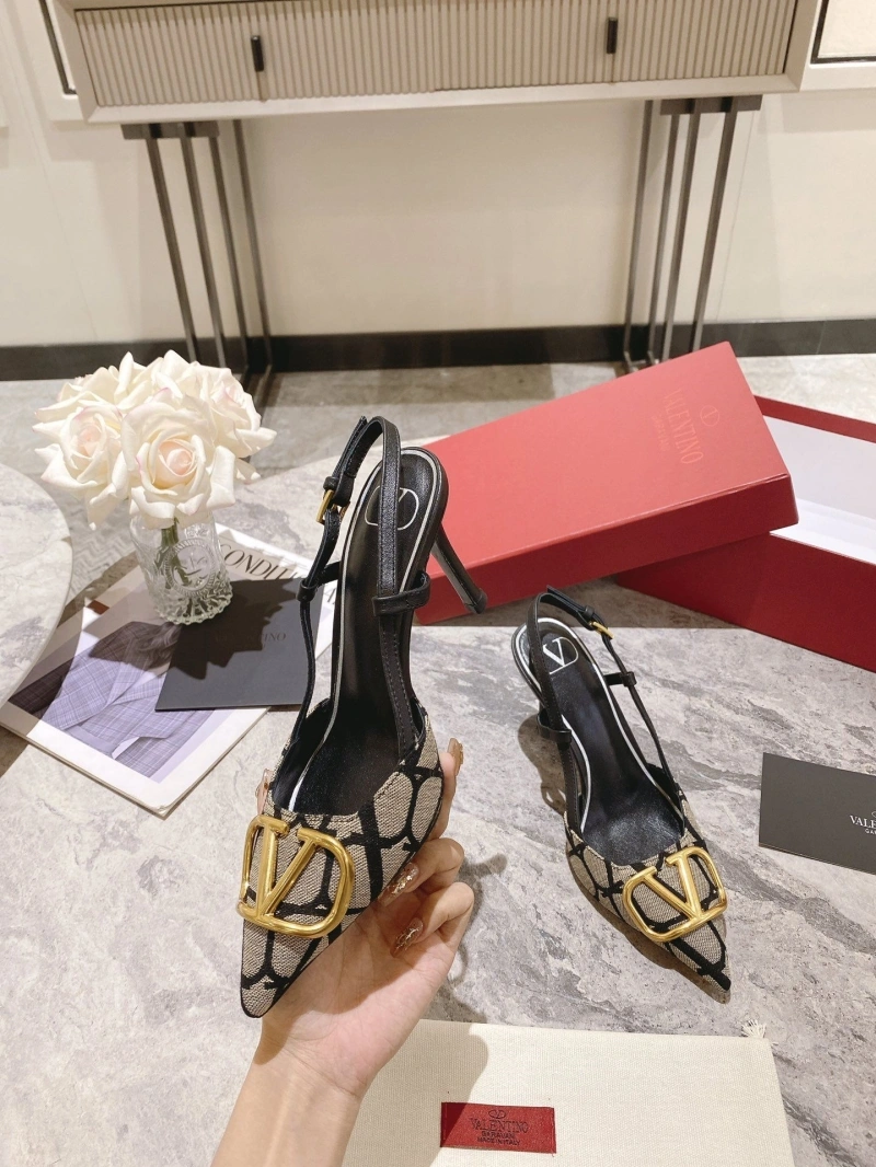 GoAnywhere Vxlxntino Sandals 231935