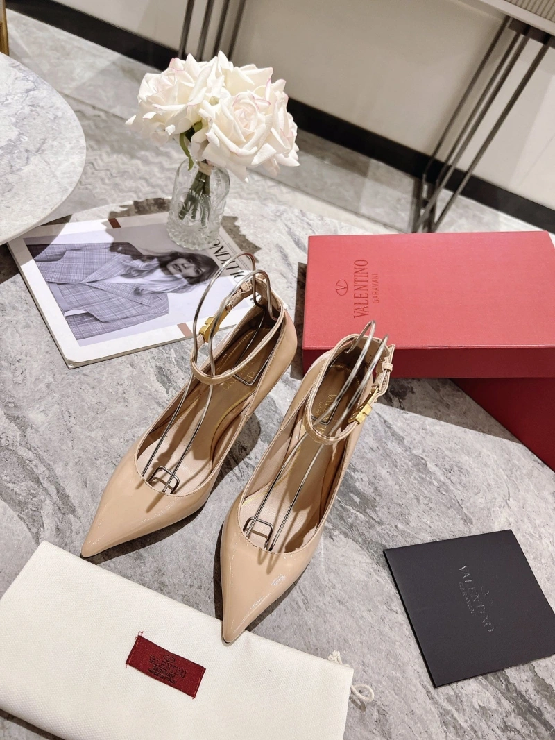 Trendy Vxlxntino High Heels 232037