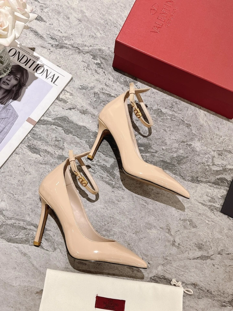 Trendy Vxlxntino High Heels 232037