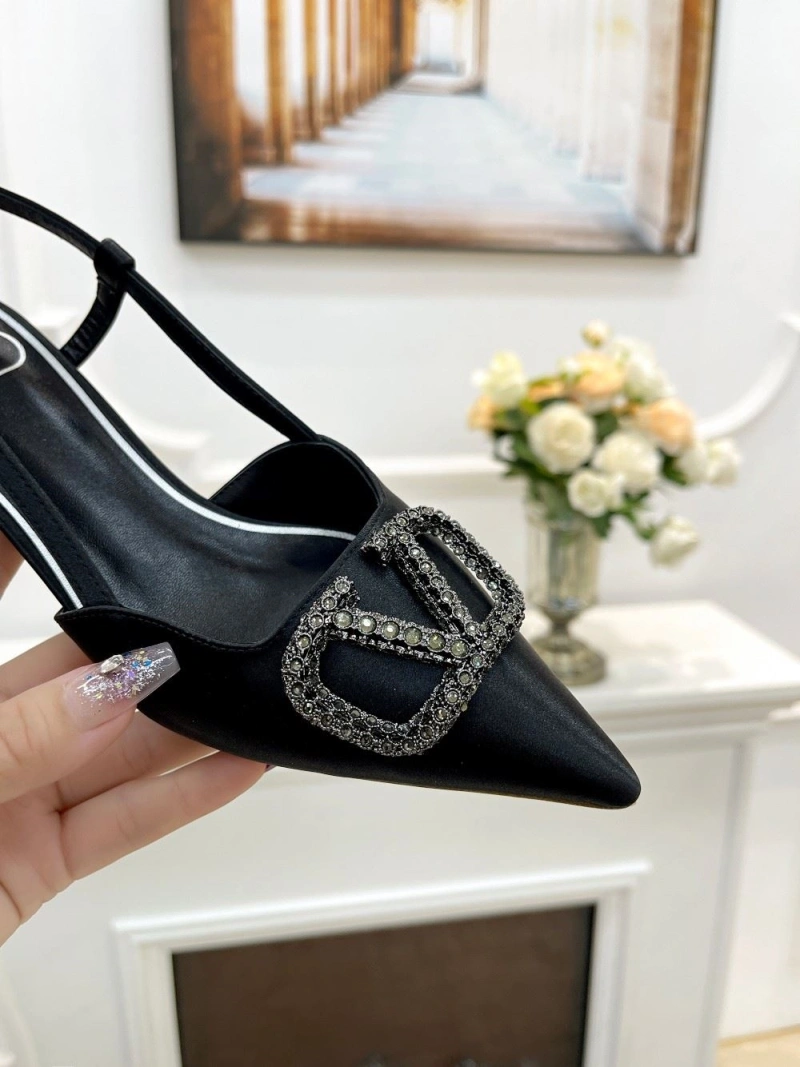 Elegant Vxlxntino Sandals 231846
