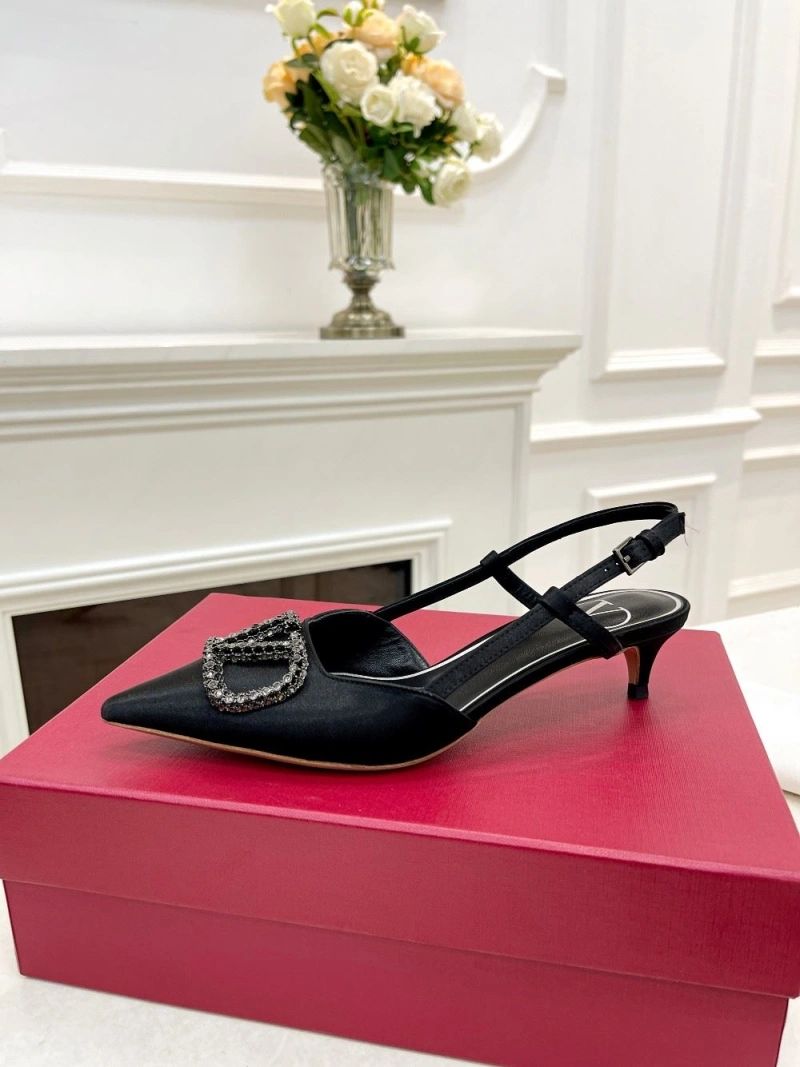 Elegant Vxlxntino Sandals 231846