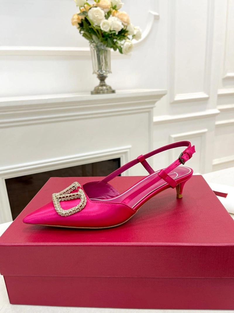 Soft Vxlxntino Sandals 231843