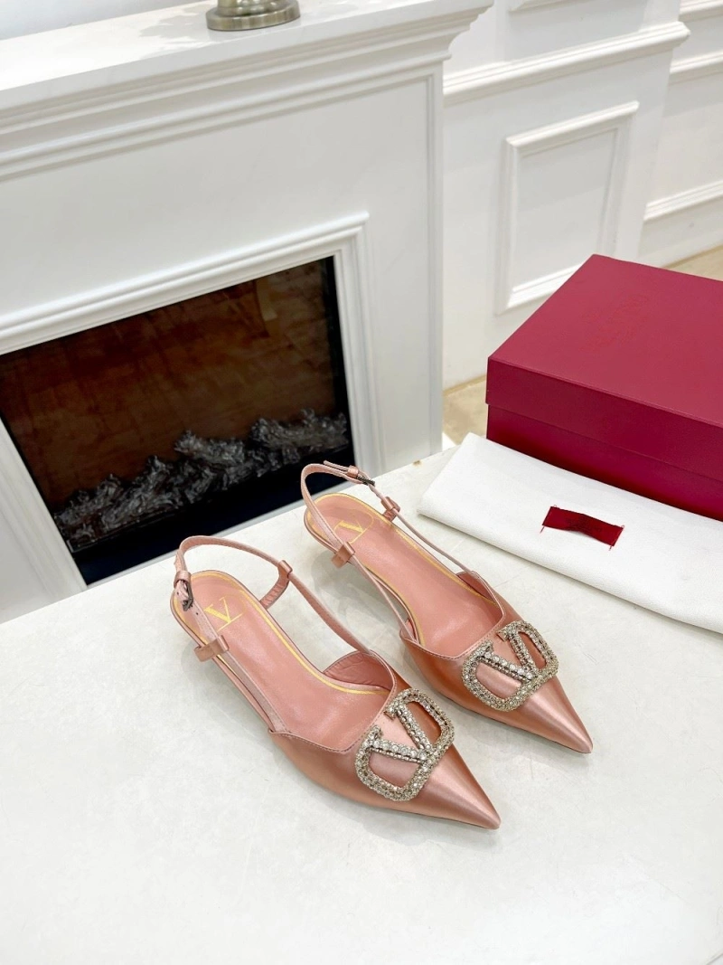 Sleek Vxlxntino Sandals 231842