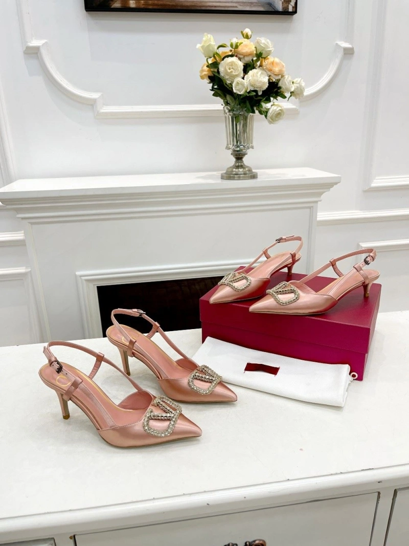 Sleek Vxlxntino Sandals 231842