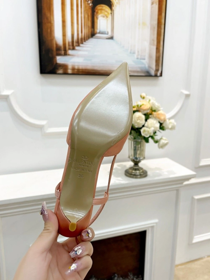 Sleek Vxlxntino Sandals 231842