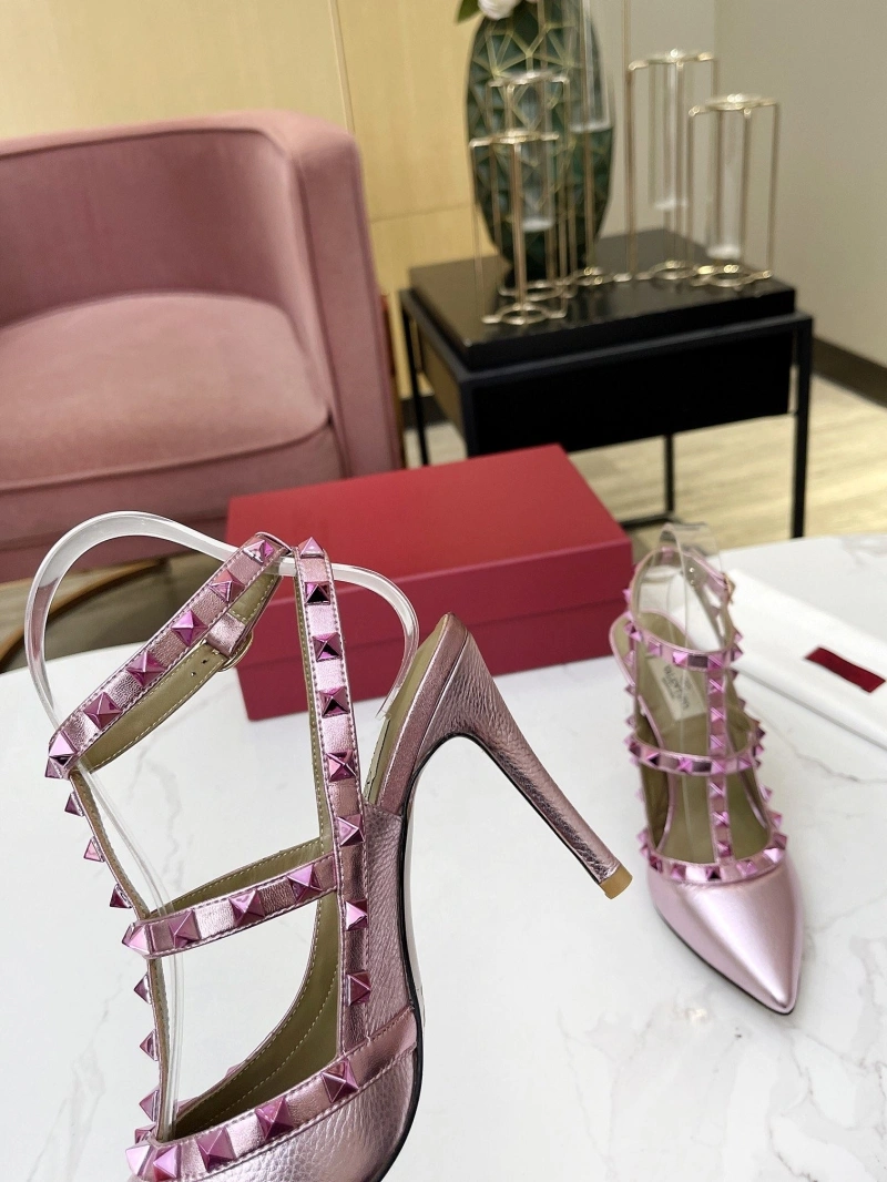 Soft Vxlxntino Sandals 231806