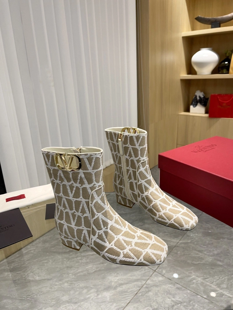 Modern Vxlxntino Boots 232578