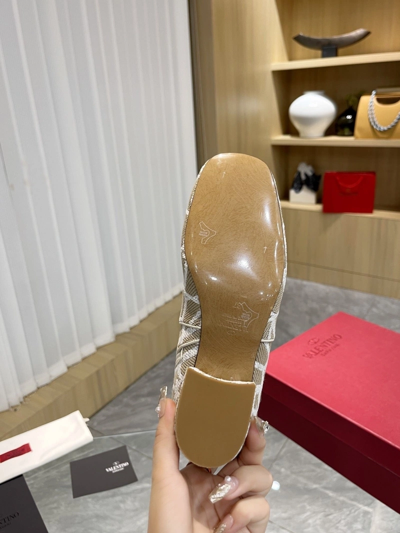 Modern Vxlxntino Boots 232578