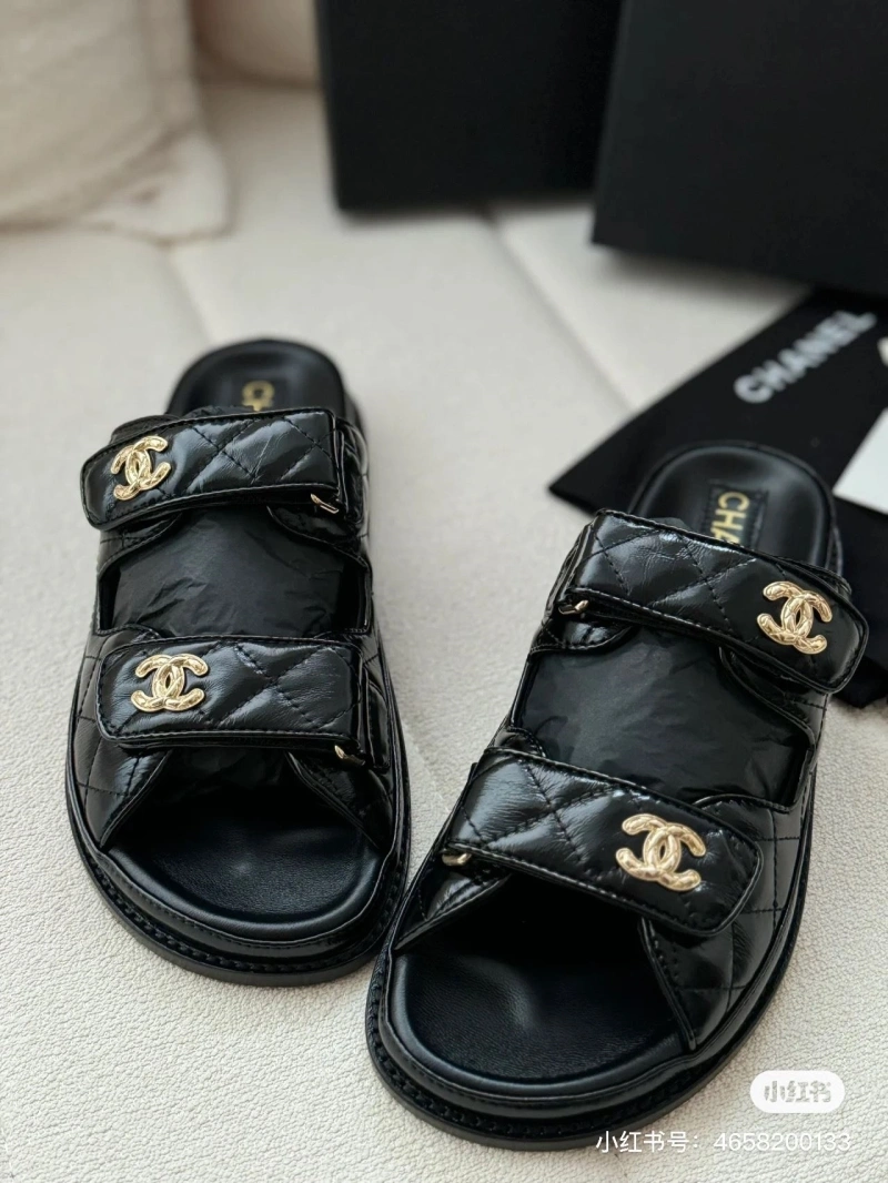 Lightweight Chxnxl Sandals 130871