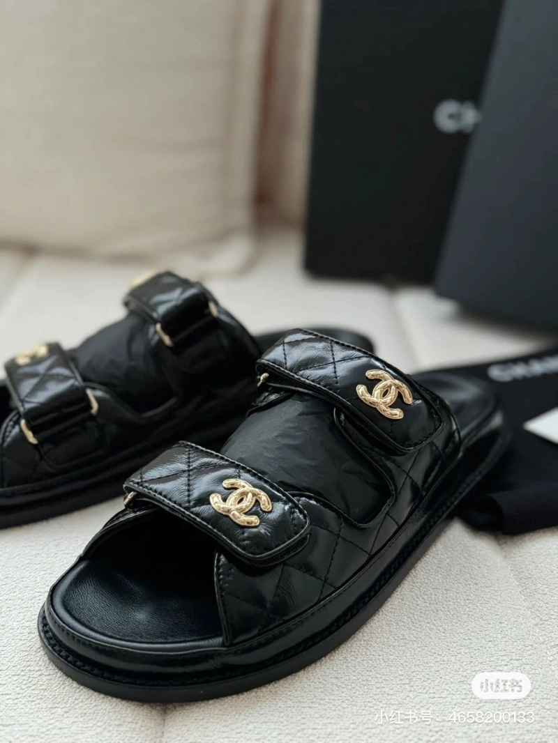 Lightweight Chxnxl Sandals 130871