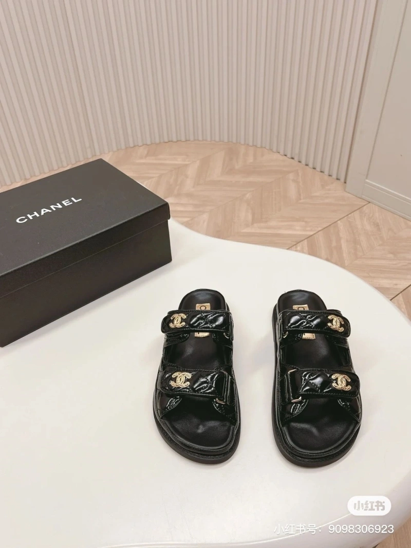 Lightweight Chxnxl Sandals 130871