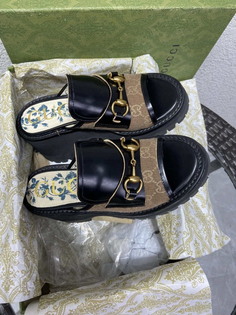 Gxccx Slippers GoAnywhere 164352