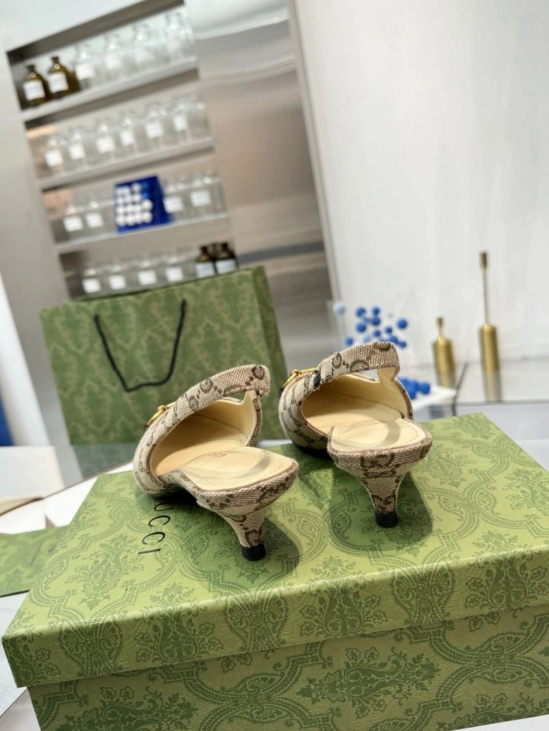 Trendy Gxccx Sandals 164814