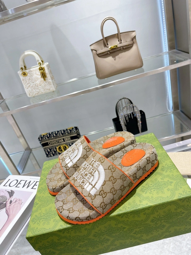 Elegant Gxccx Slippers 164360