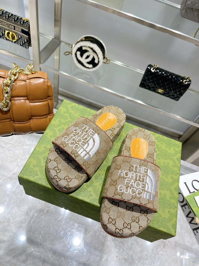 Sleek Gxccx Slippers 164353