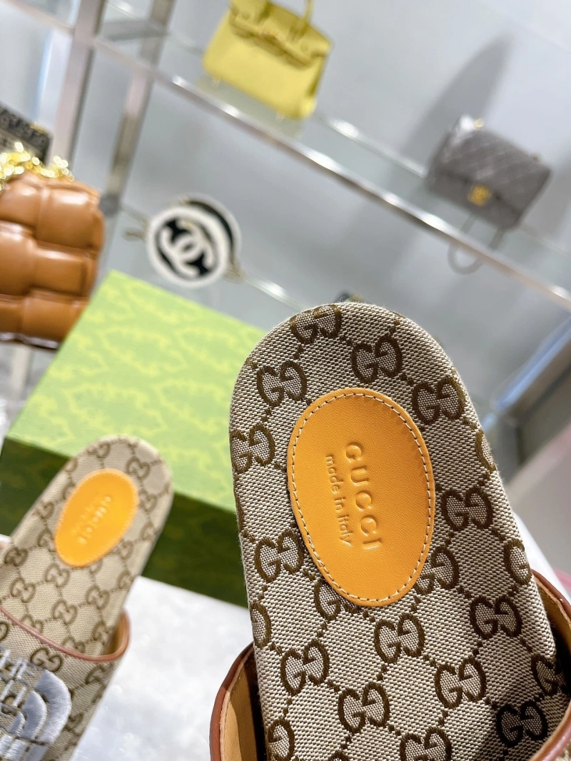 Sleek Gxccx Slippers 164353