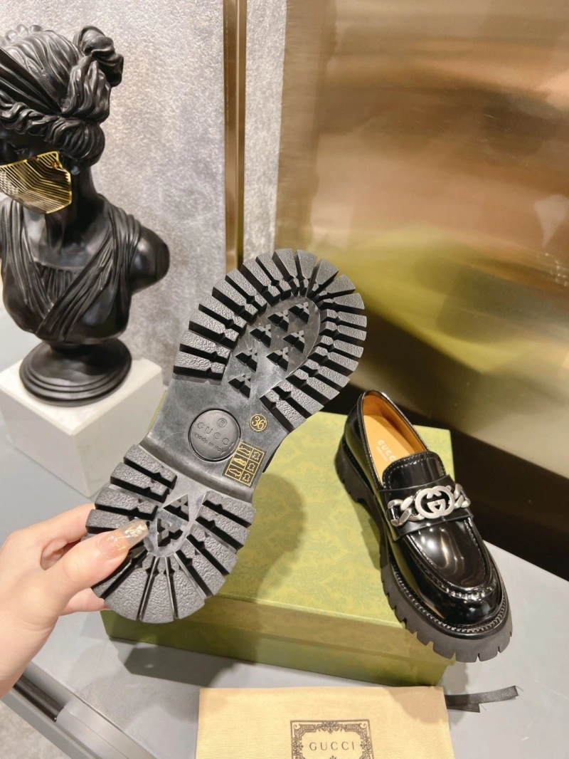 Vibrant Gxccx Leather Shoes 164847