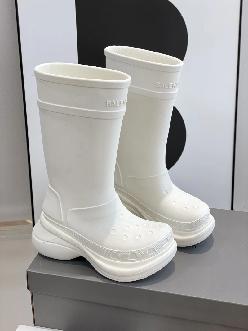 Bxlxnciaga Boots Refined 110343