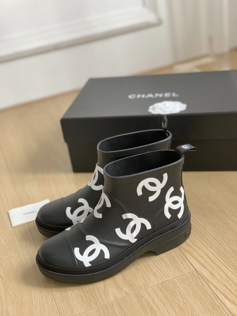 Refined Chxnxl Boots 131876