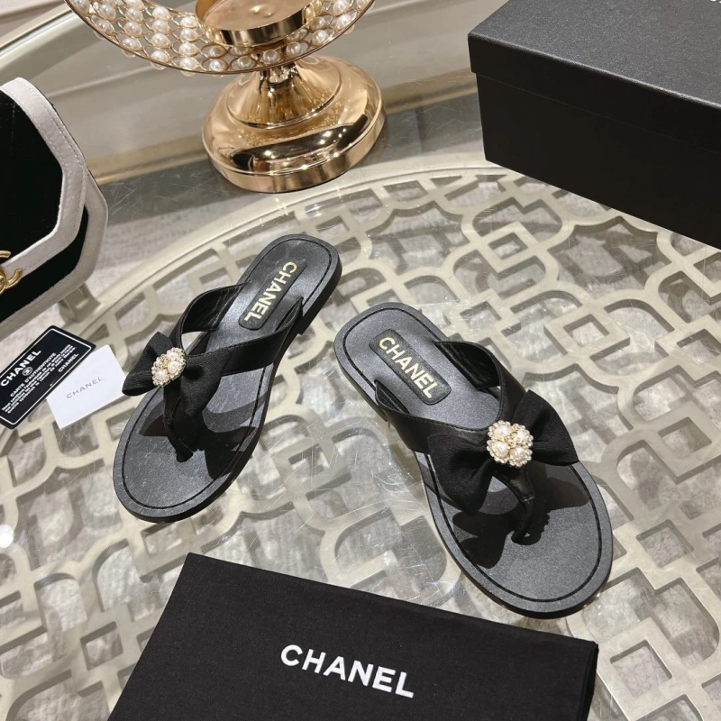 Refined Chxnxl Slippers 130341