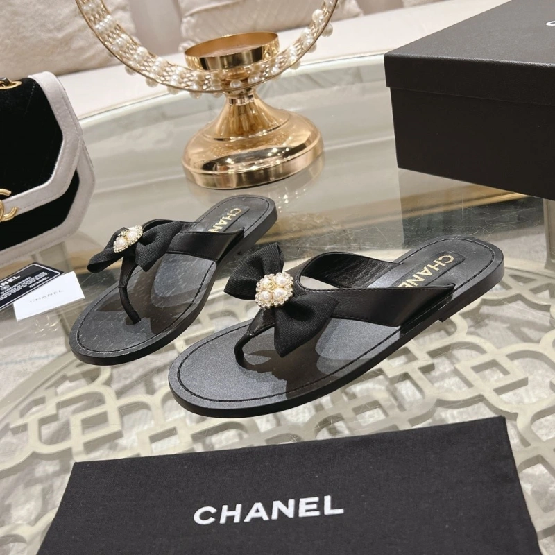 Refined Chxnxl Slippers 130341