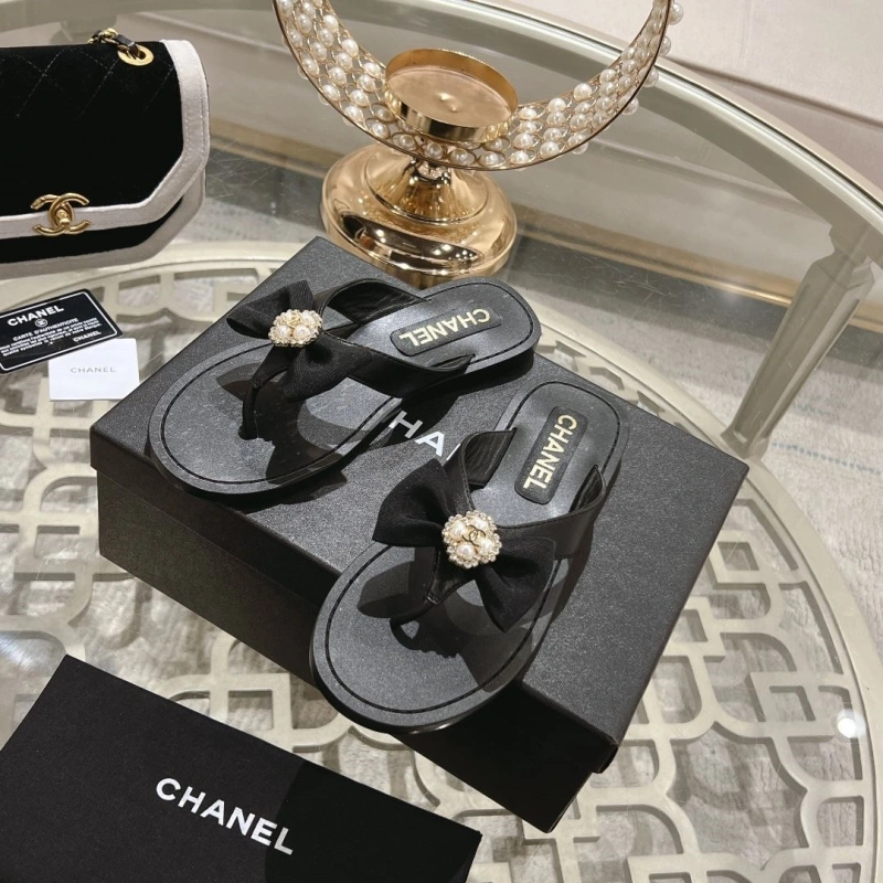 Refined Chxnxl Slippers 130341